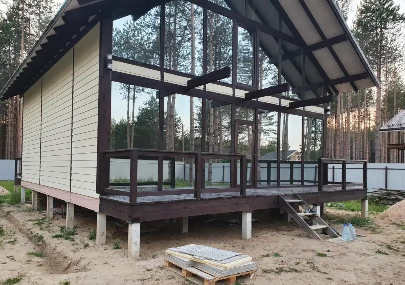 Примеры работ панорамное остекление загородного дома